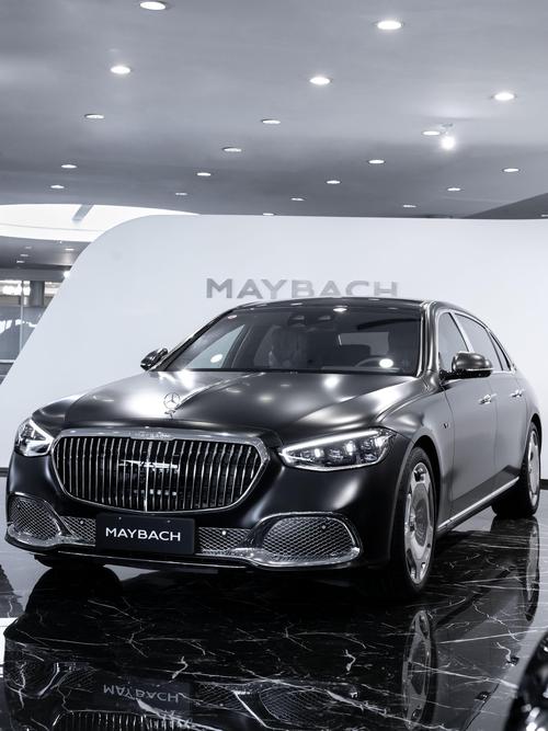 成都341岚图汽车的售后服务让用户无忧出行，迈巴赫未来的豪华车趋势